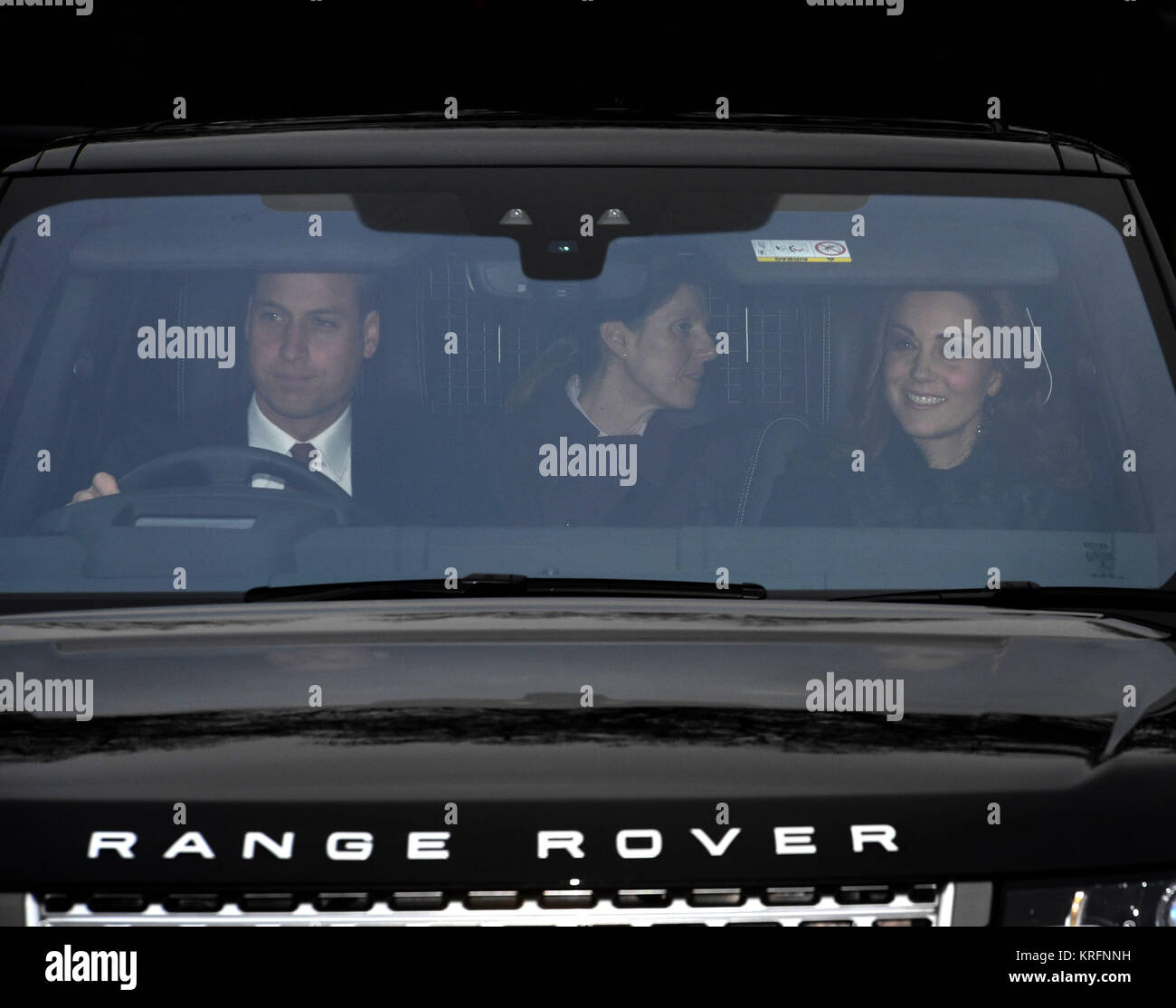 London, UK. 20th Dec, 2017. Prince William, Duke of Cambridge, and Kate (Catherine Middleton) Duchess of Cambridge, arrive at the HM Queen Elizabeth II annual Christmas lunch, at Buckingham Palace, London, on December 20, 2017. Credit: Paul Marriott/Alamy Live News Stock Photo