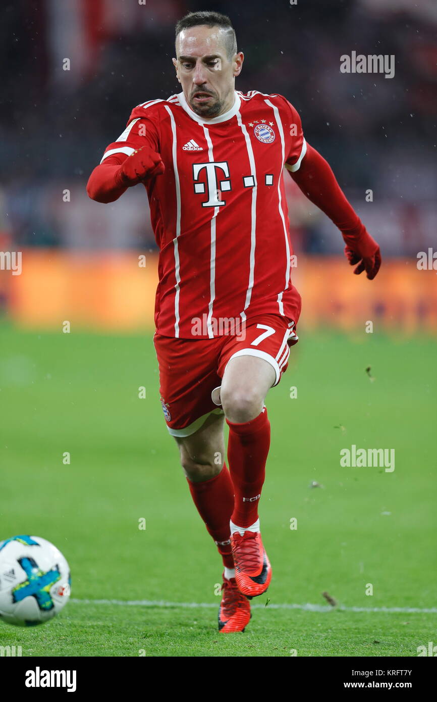 MAILLOT FRANCK RIBÉRY dédicacé avec certificat EUR 500,00 - FR