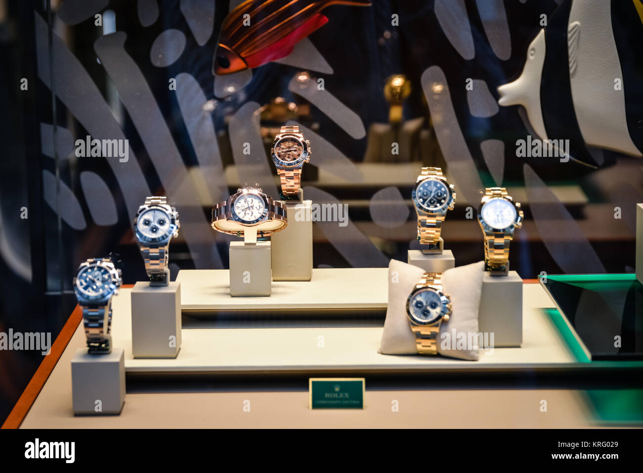 Page 3 - Rolex Style High Resolution Stock Photography and Images - Alamy