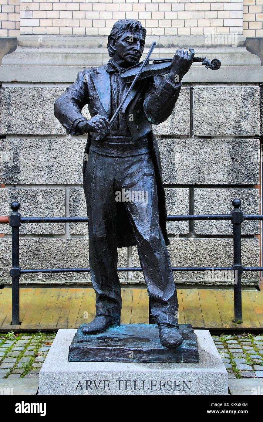 Arve tellefsen hi-res stock photography and images - Alamy, image size:867x1390