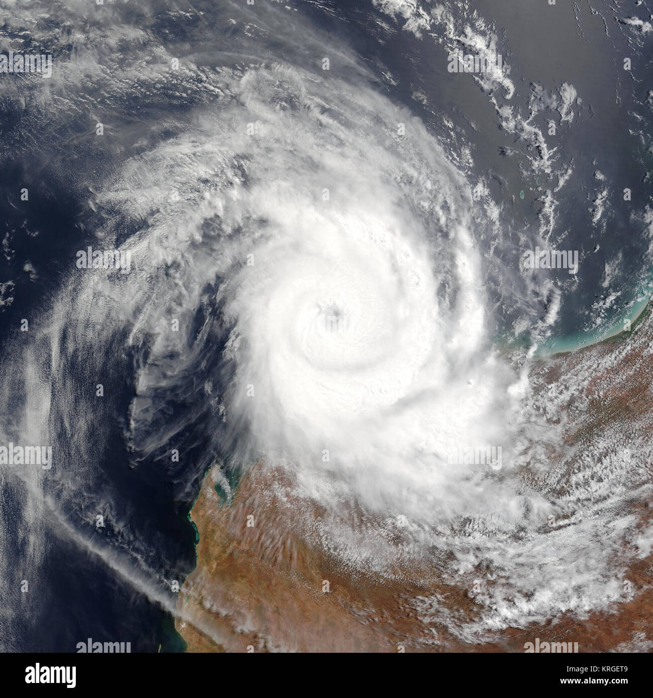 Tropical weather systems hi-res stock photography and images - Alamy