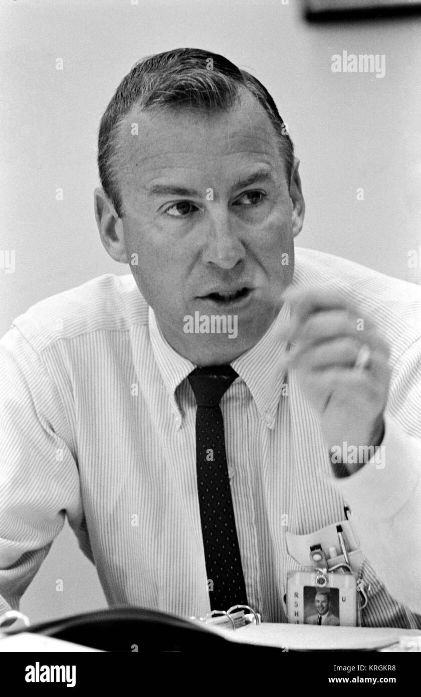Jim lovell hi-res stock photography and images - Alamy