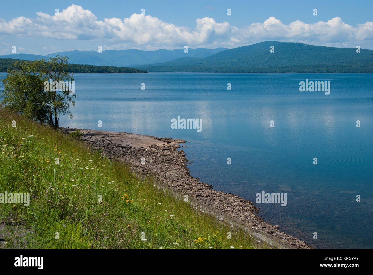 Ashokan Reservoir and the Catskills Stock Photo Alamy