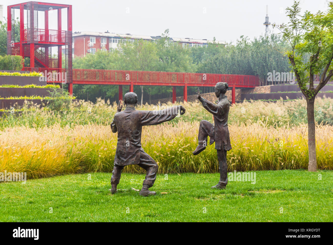Sculpture in the park Stock Photo Alamy