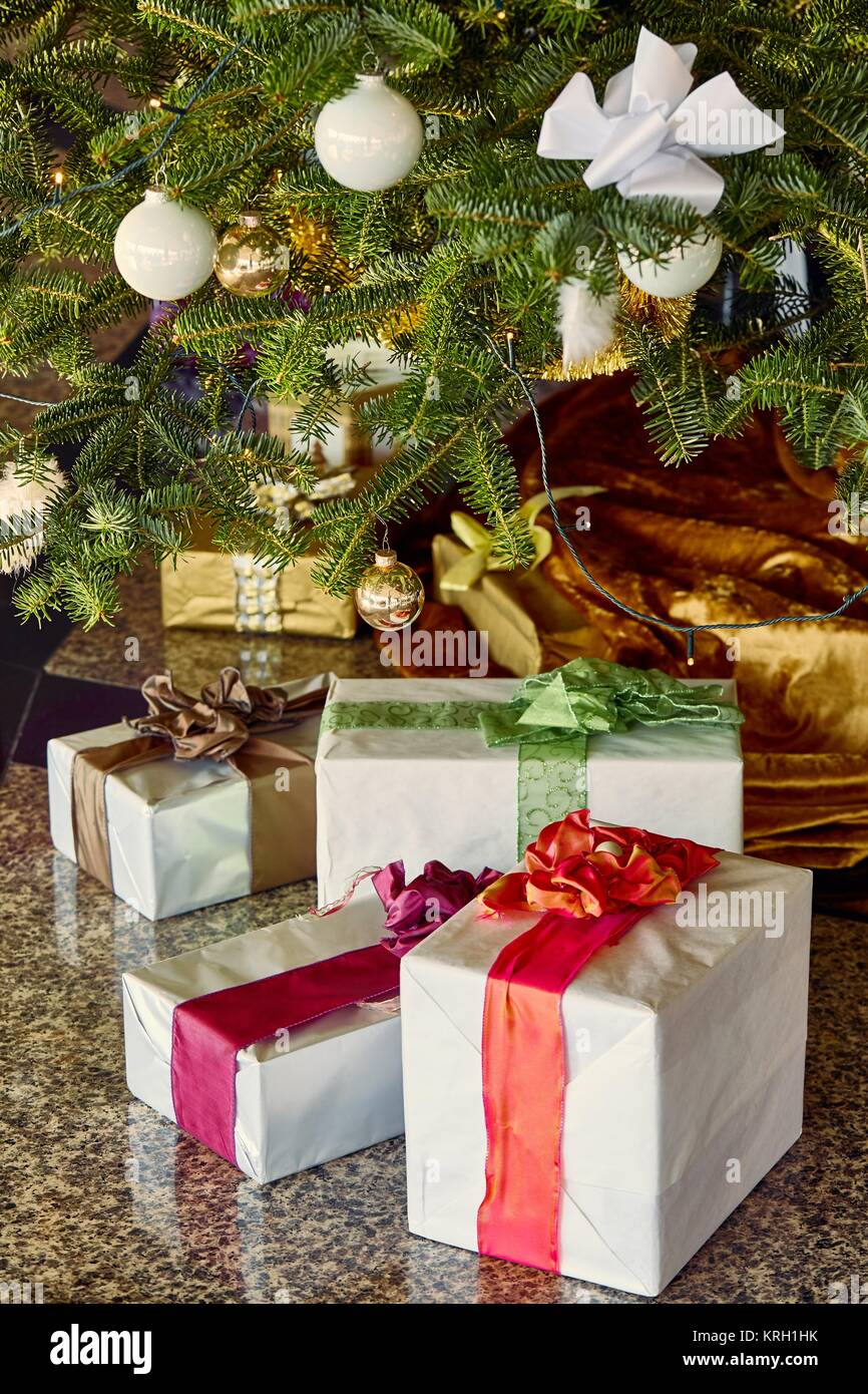 Christmas Tree And Presents Stock Photo Alamy