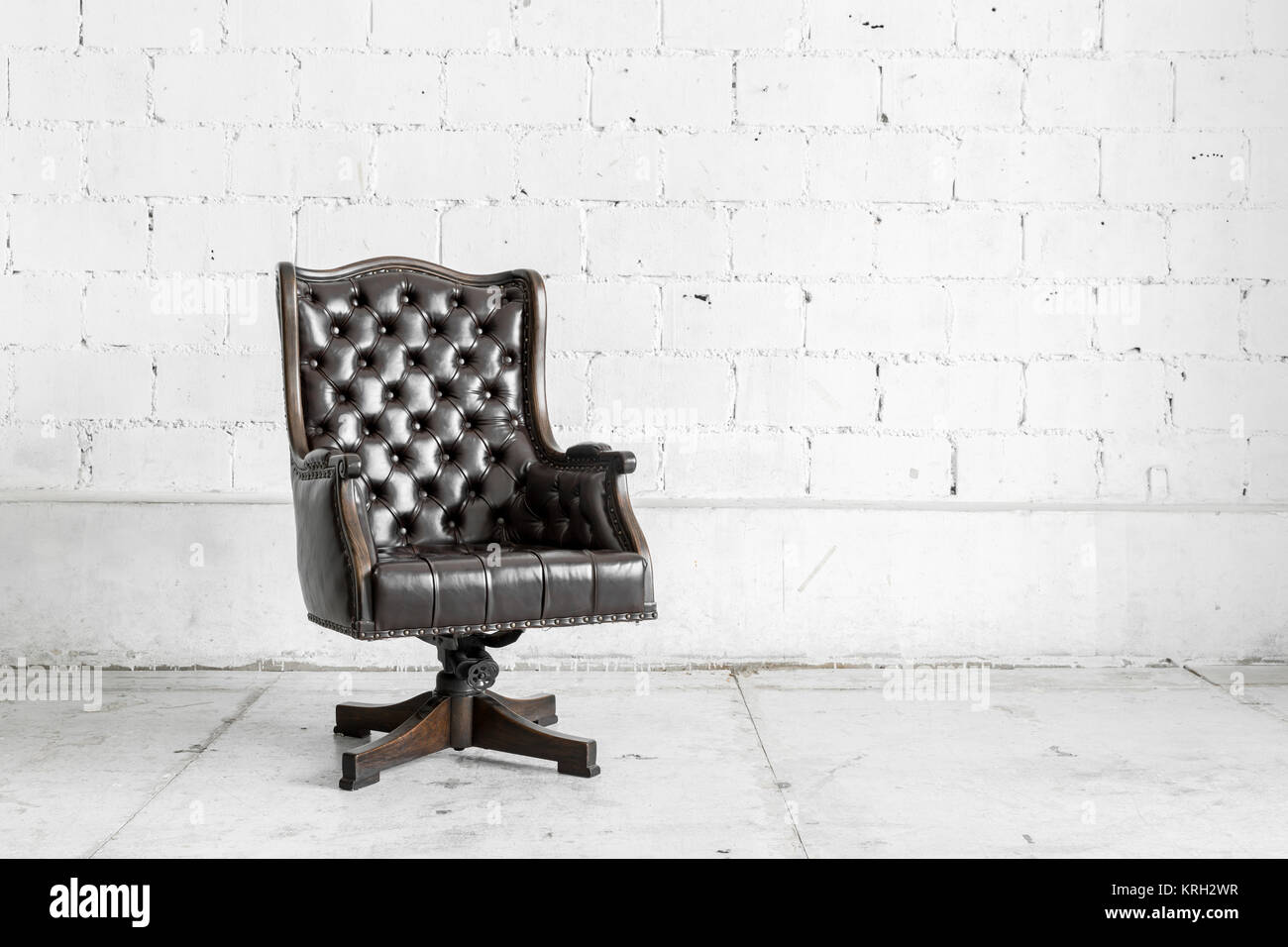 Black Chair in vintage room Stock Photo Alamy