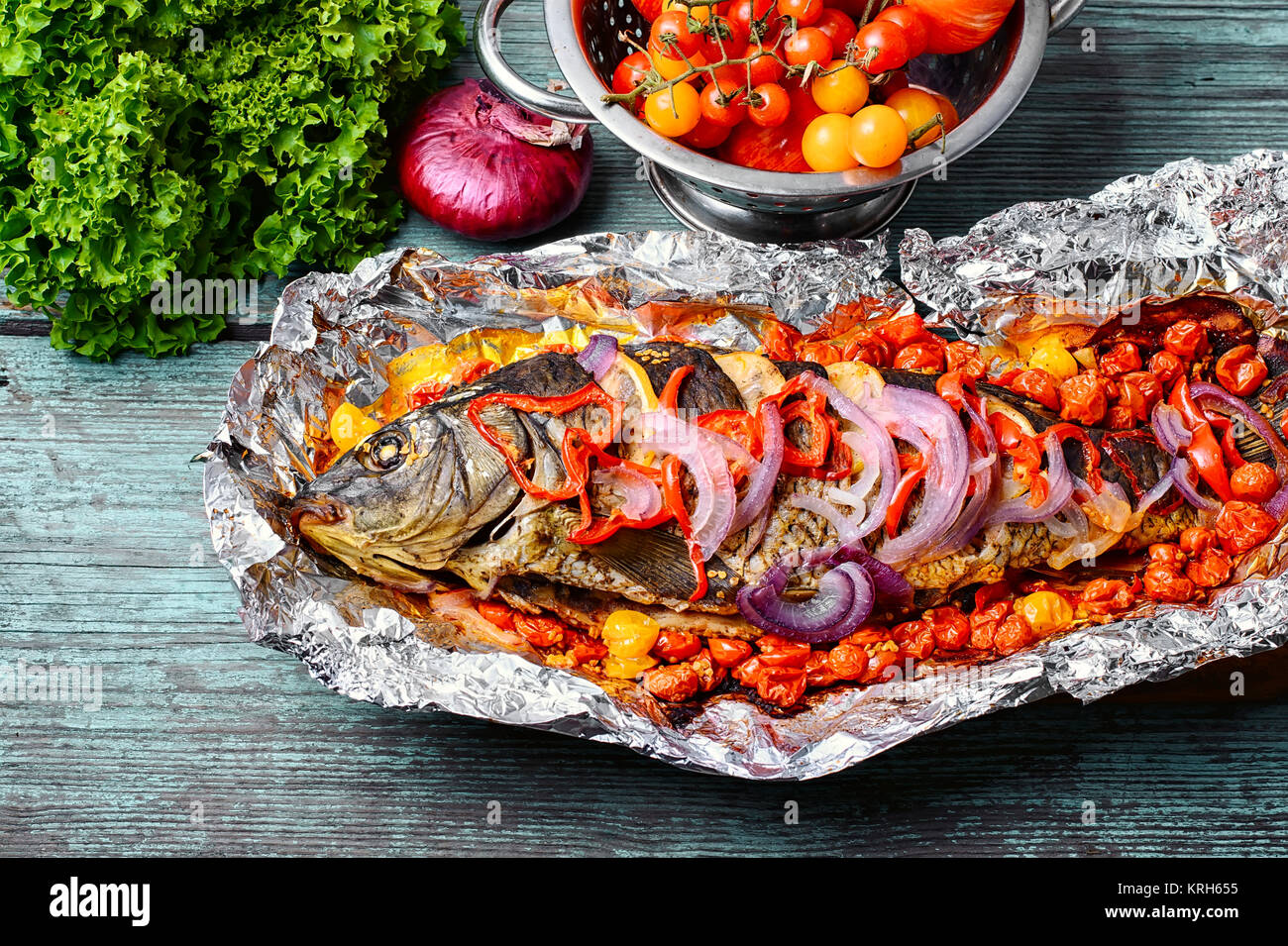 baked whole fish Stock Photo - Alamy
