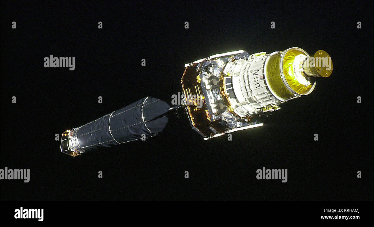 Chandra X-ray Observatory after release from Space Shuttle Columbia Stock Photo