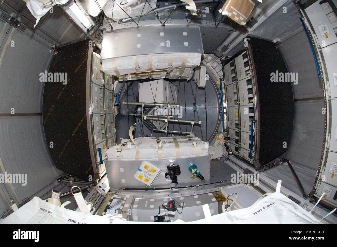 STS-126 Interior view of the Leonardo MPLM (3) Stock Photo