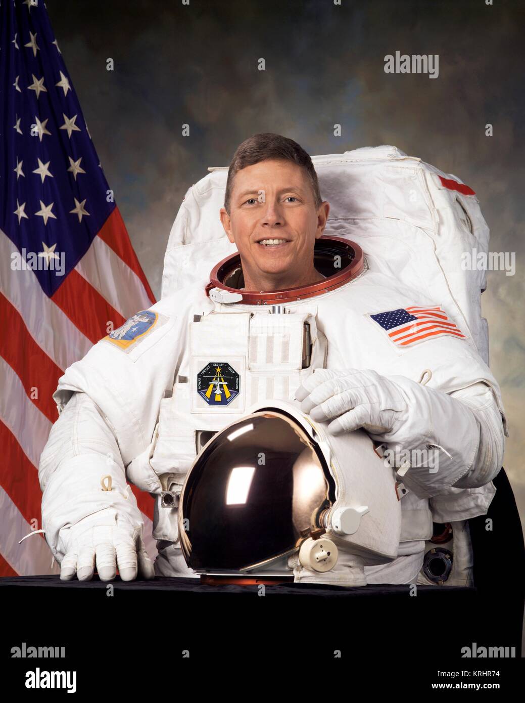 Official portrait of NASA International Space Station Space Shuttle Discovery STS-121 prime crew member American astronaut Michael Fossum at the Johnson Space Center April 5, 2004 in Houston, Texas. Stock Photo