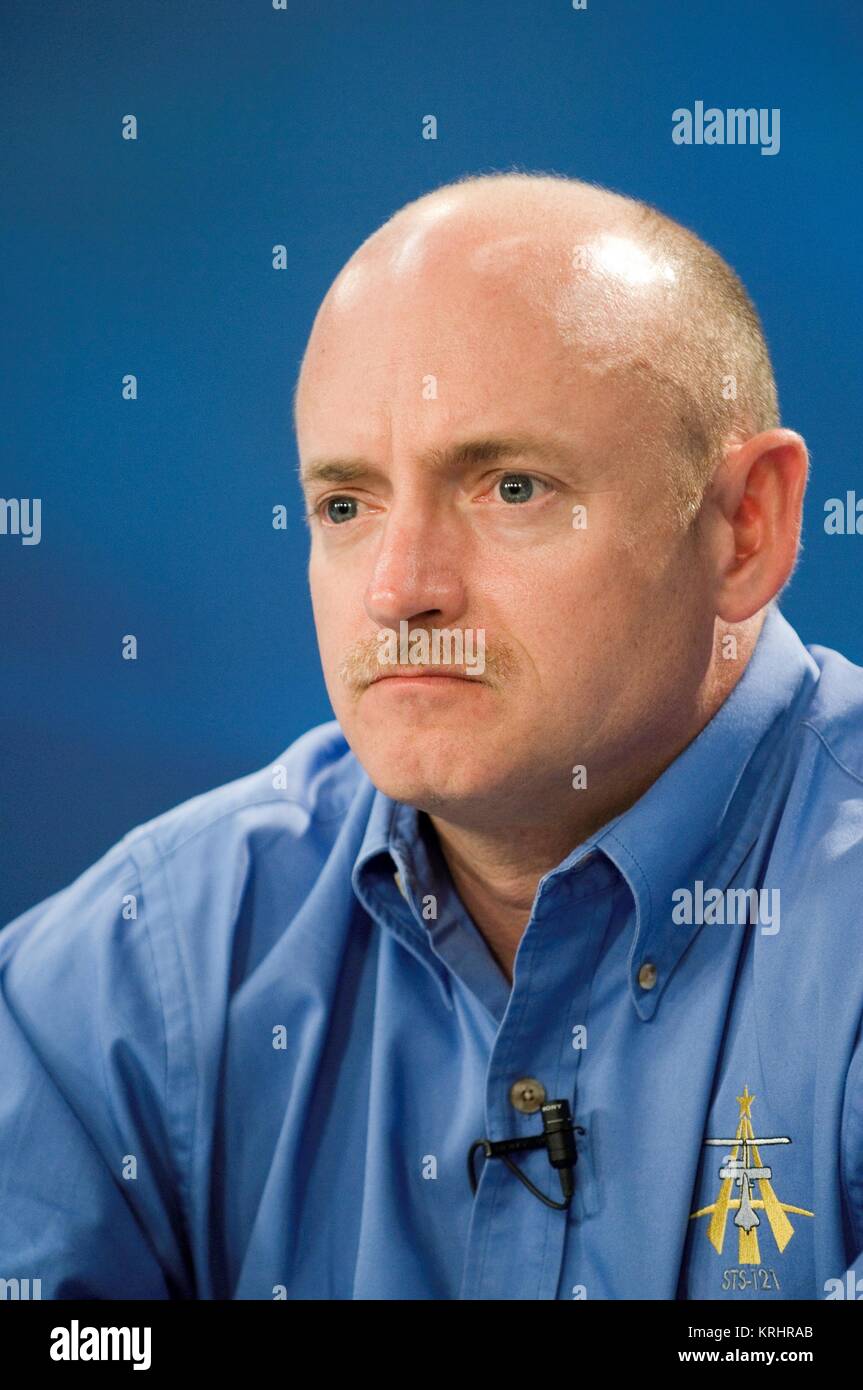 NASA International Space Station Space Shuttle Discovery STS-121 mission prime crew member American astronaut Mark Kelly speaks during a pre-flight press conference at the Johnson Space Center June 8, 2006 in Houston, Texas. Stock Photo