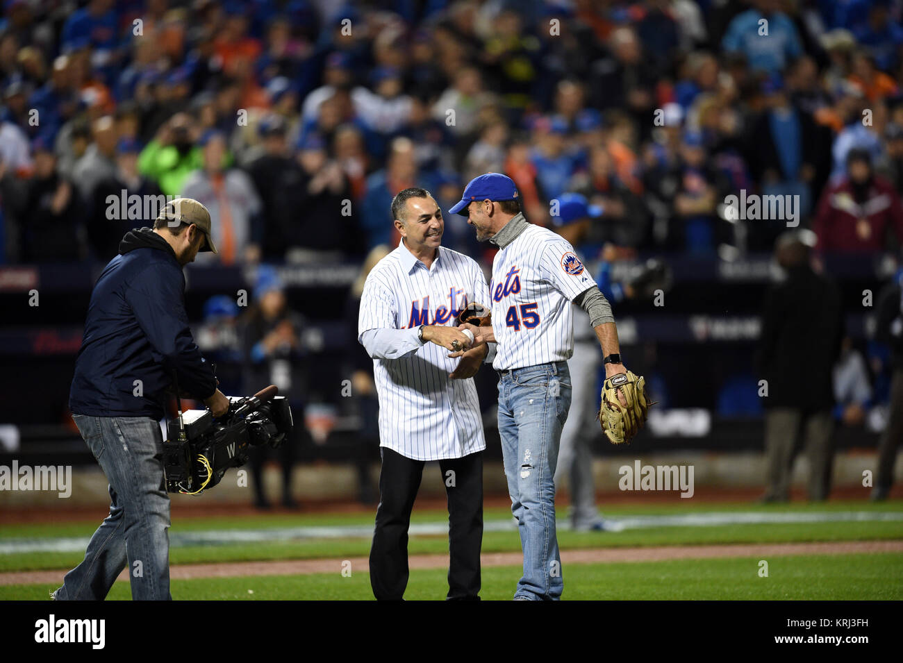 NEW YORK, NY OCTOBER 31 (Embargoed to November 4, 2015) Singer Tim