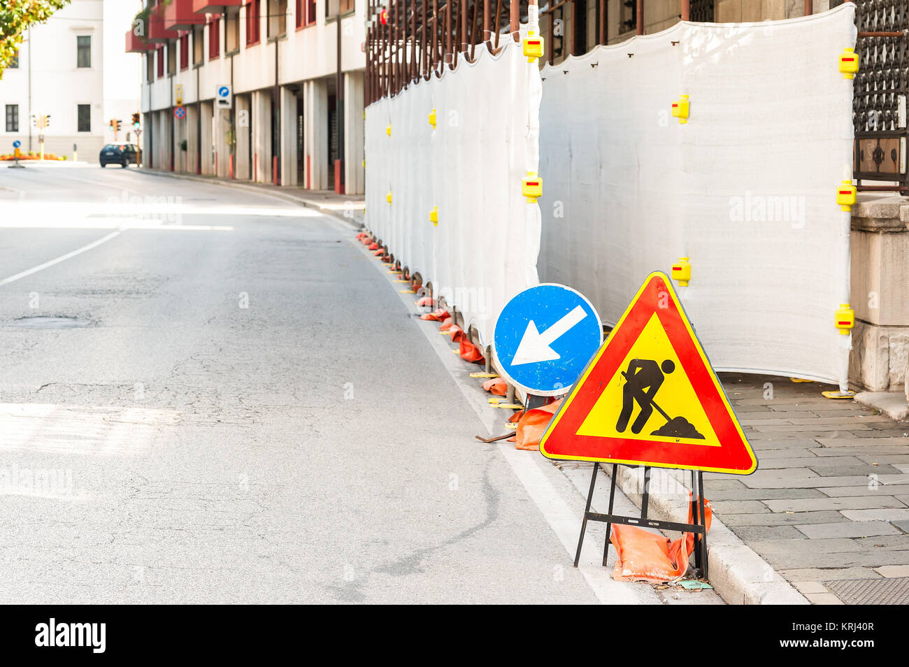 Work in progress sign on the road Stock Photo Alamy