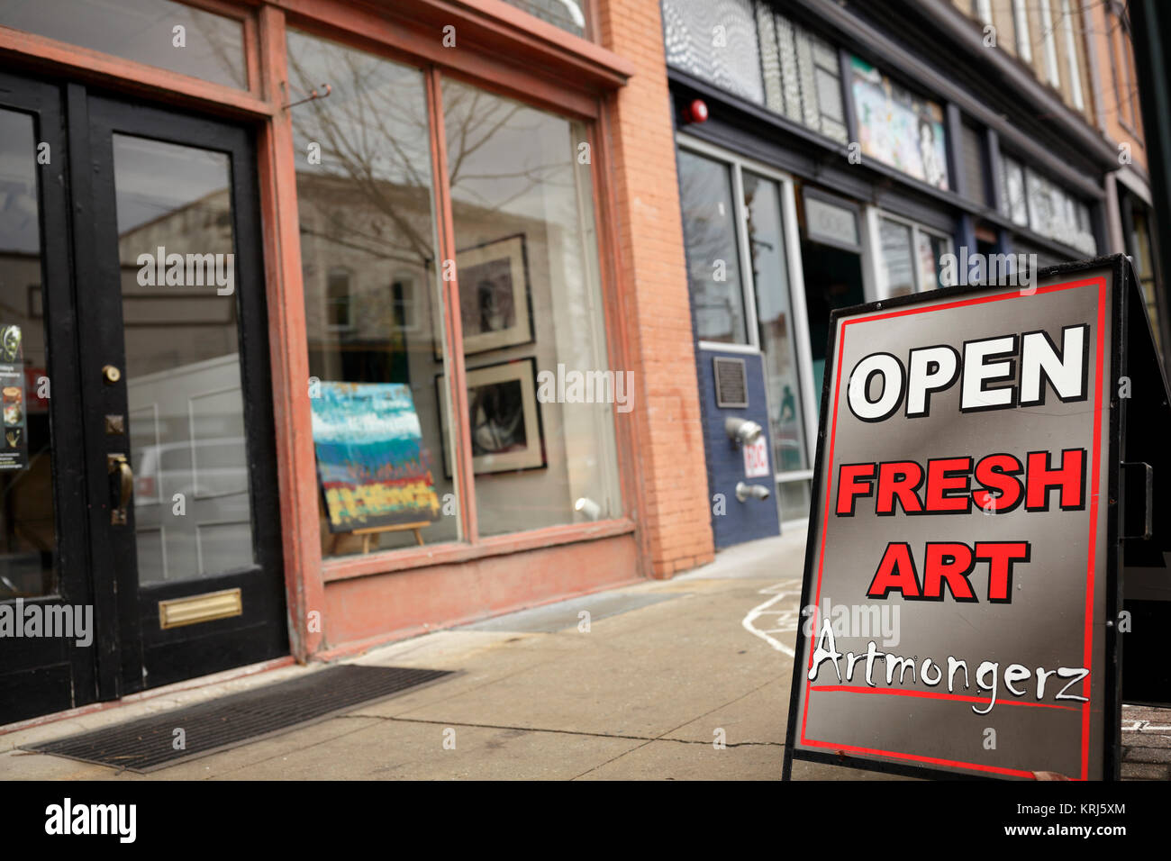 Fresh Art sign, Artmongerz Gallery, Greensboro, North Carolina, USA Stock Photo