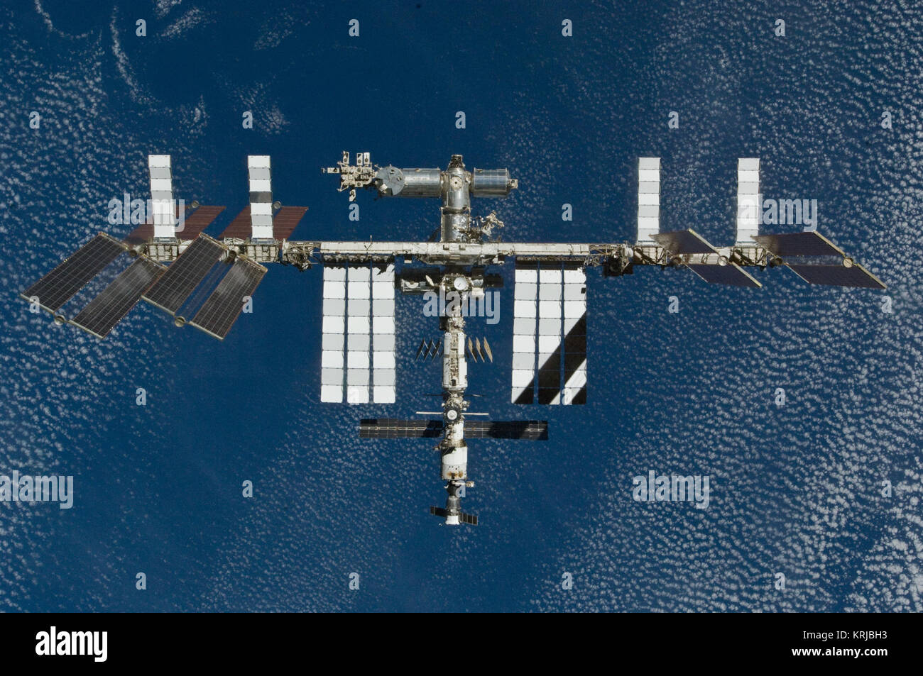 STS132 undocking iss4 Stock Photo - Alamy