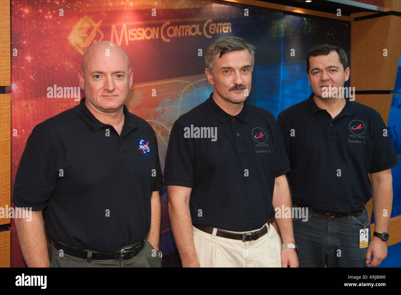 PHOTO DATE: 7-13-10 LOCATION:Bldg. 2N, Press Conf. Room SUBJECT:  Expedition 25 press conference with NASA astronaut Scott Kelly and his crewmates, Russian cosmonauts Alexander Kaleri and Oleg Skripochka PHOTOGRAPHER: Lauren Harnett Soyuz TMA-01M crew Stock Photo