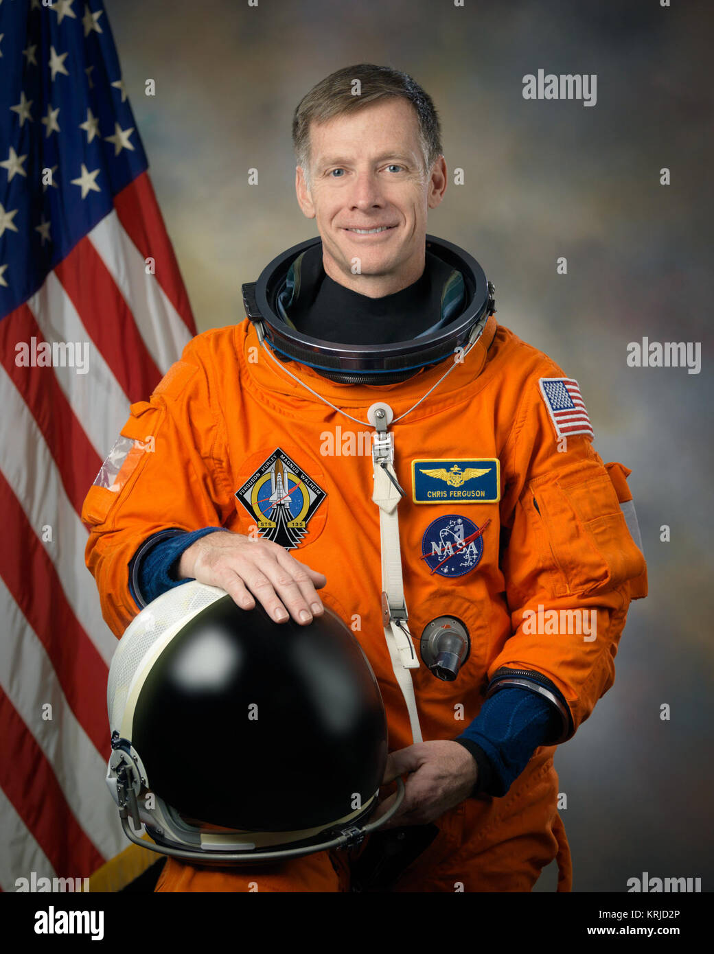 PHOTO DATE: 02-11-11 LOCATION: Bldg. 8, Room 272 - Photo Studio SUBJECT ...