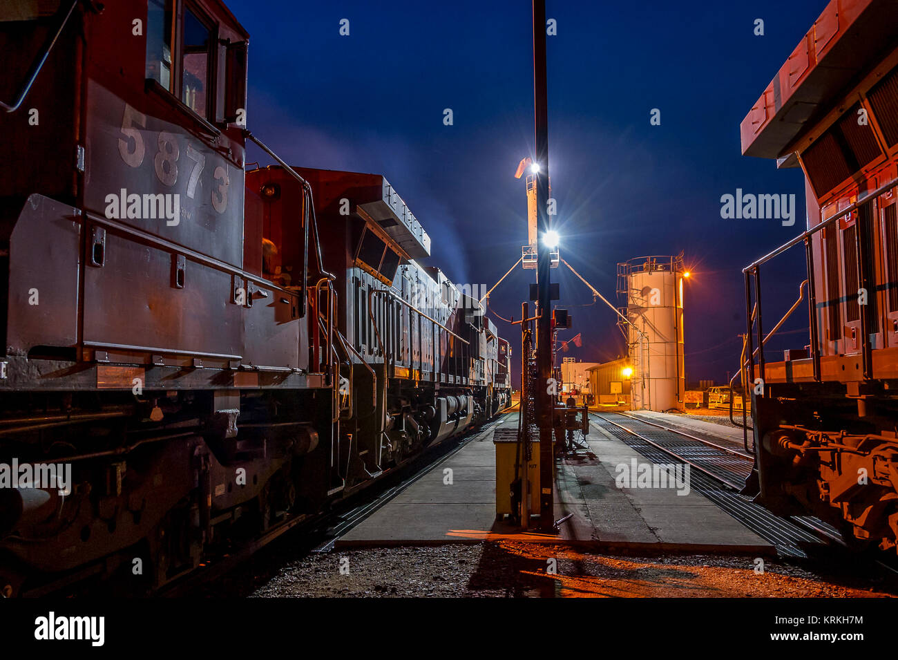 Fueling Rack CPR locos a the fueling rack in Kipp Yard at night in Lethbridge ...