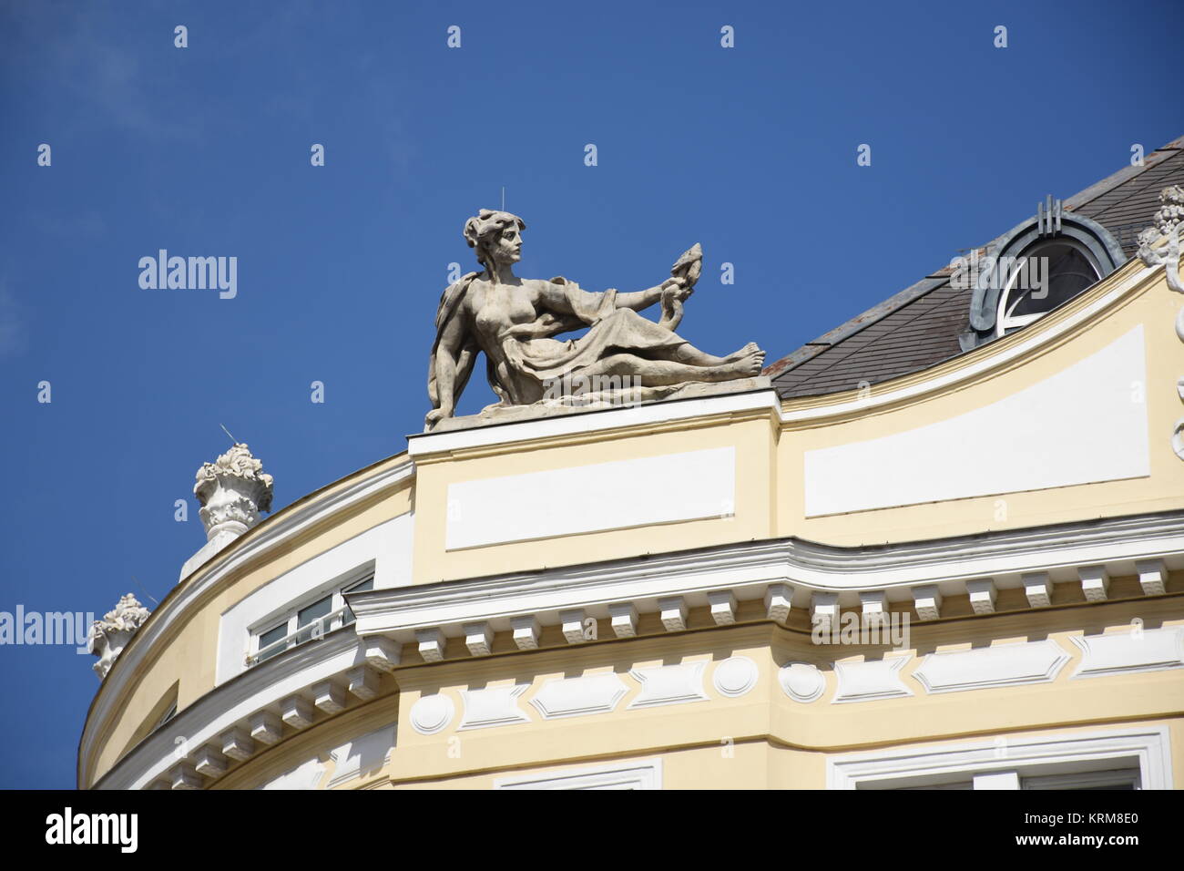 vienna,mansion,ornaments,statue,window,old town house,city center,neuer markt Stock Photo