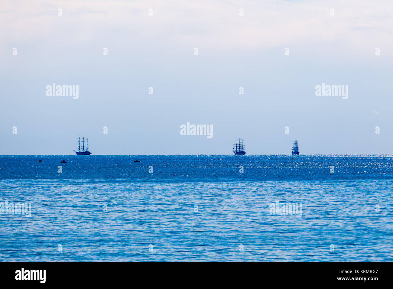 Tall sailing ship hms surprise hi-res stock photography and images - Alamy