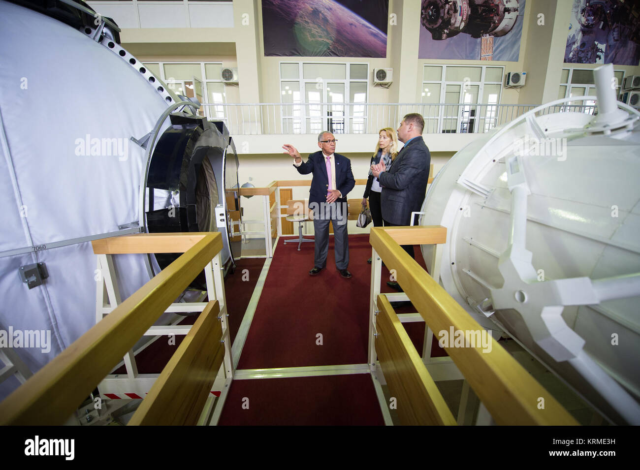 NASA Administrator Charles Bolden tours the Gagarin Cosmonaut Training Center (GCTC) on Friday, March 25, 2016, in Star City, Russia. Photo Credit: (NASA/AubreyGemignani) NASA Administrator Tour of Gagarin Cosmonaut Training Center (NHQ201603250034) Stock Photo