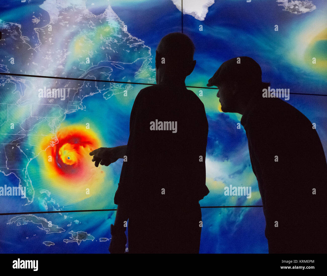 Leonardo DiCaprio visited Goddard Saturday to discuss Earth science with Piers Sellers (26438579320) Stock Photo