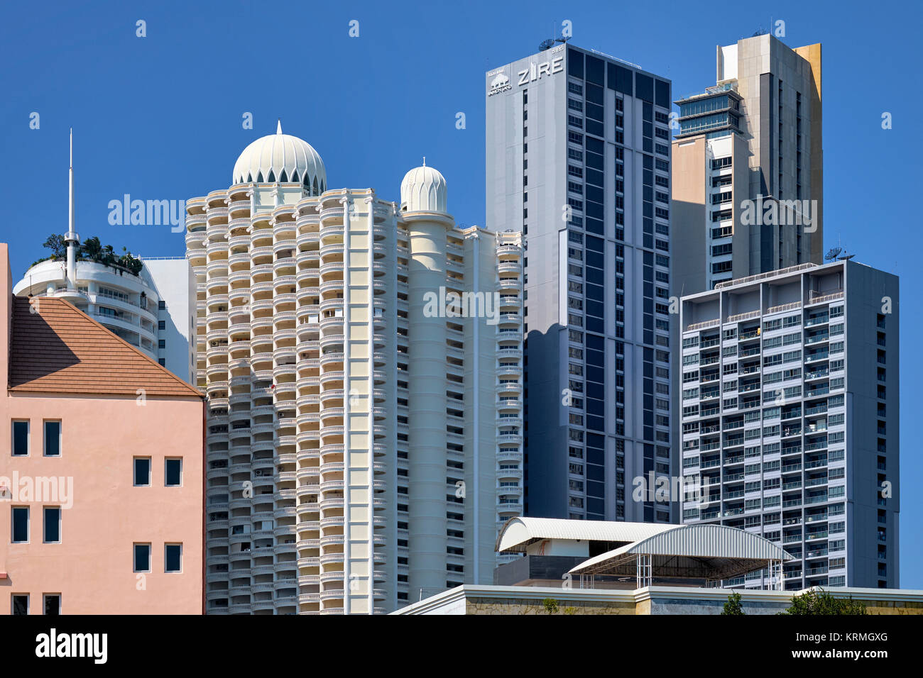 180 N Jefferson - Luxury Apartments & Rentals in Chicago | Luxury Living - Vintage Luxury Apartments In A High Rise Building