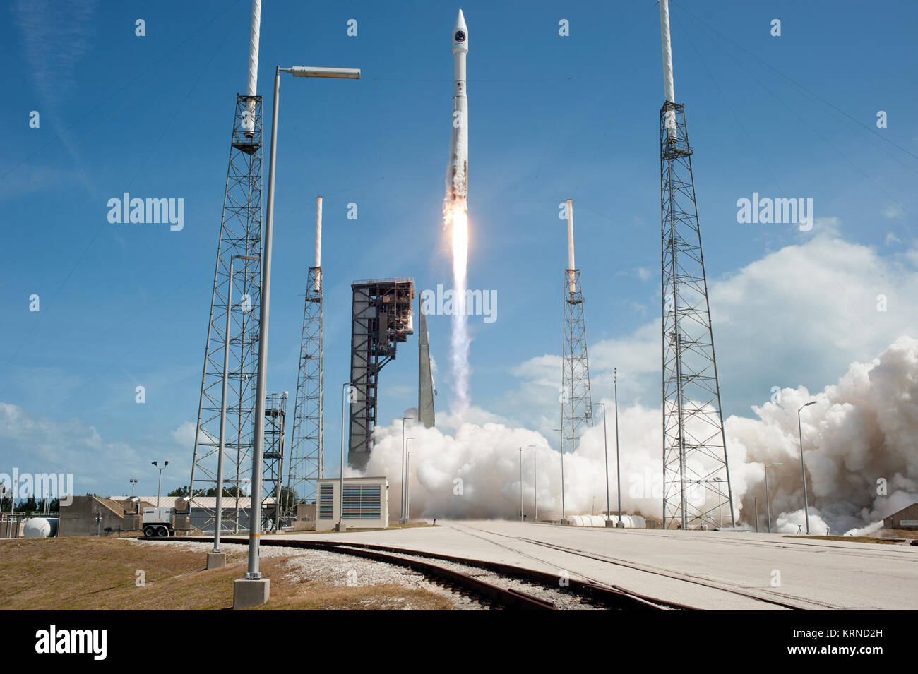 Cygnus Module Orbital atk cygnus cargo module hi-res stock photography and images - Alamy
