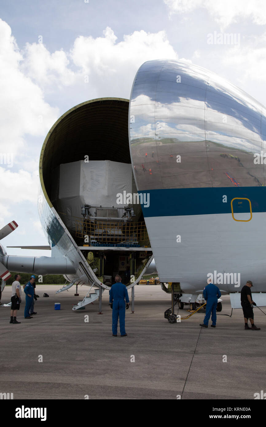 The Orion service module structural test article for Exploration Mission-1 (EM-1), built by the European Space Agency, is secured inside NASA's Super Guppy aircraft at Kennedy Space Center's Shuttle Landing Facility, managed by Space Florida. The module will be shipped to Lockheed Martin's Denver facility to undergo testing. The Orion spacecraft will launch atop the agency's Space Launch System rocket on EM-1 in 2019. NASA 941 Super Guppy lands to pick up EM-1 Orion Service Module structural test article (KSC-20170623-PH-GEB01 0013) Stock Photo