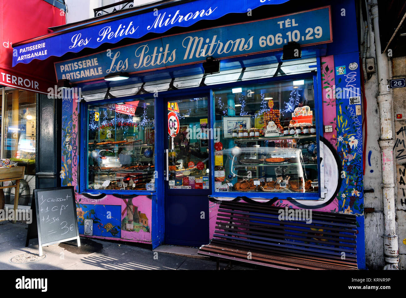 Les Petits Mitrons, Montmartre, rue Lepic, Paris - France Stock Photo
