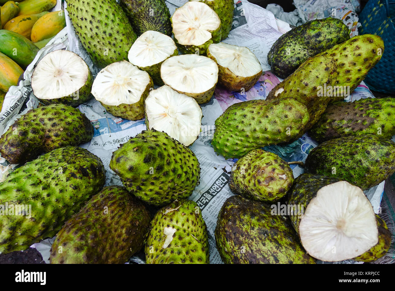 Guyabano High Resolution Stock Photography And Images Alamy