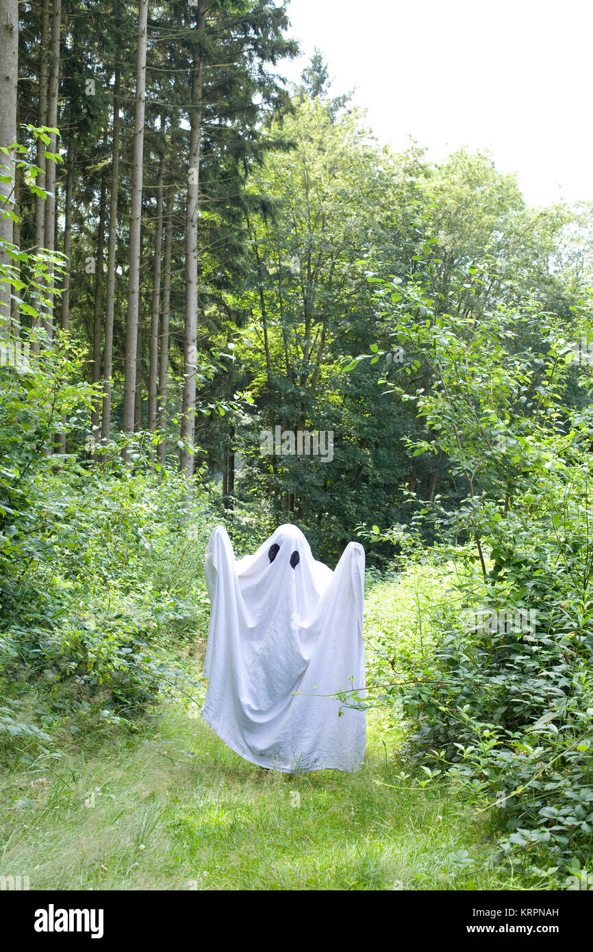 Ghost in white sheet walking hi-res stock photography and images - Alamy