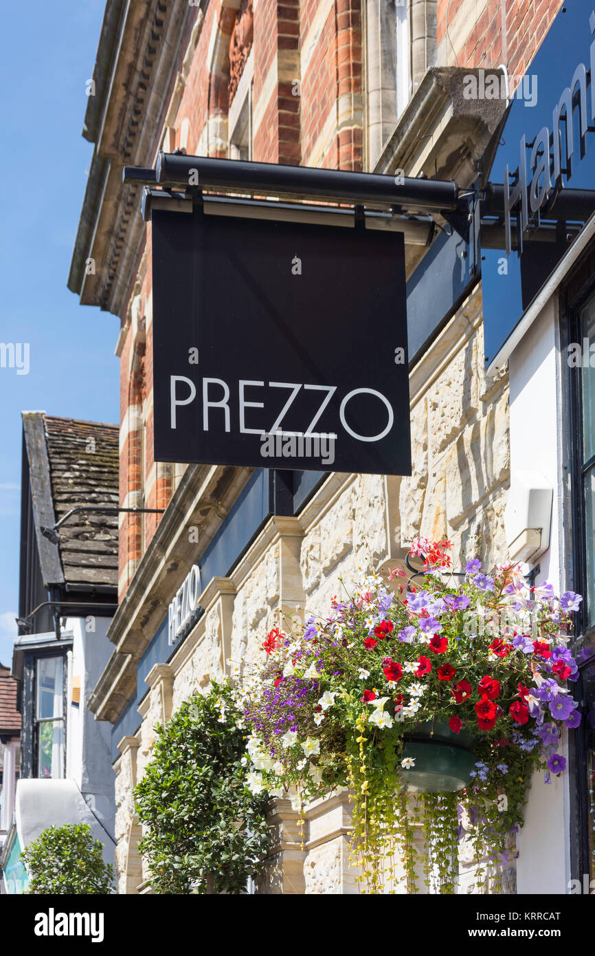 Prezzo Italian Restaurant, High Street, East Grinstead, West Sussex, England, United Kingdom Stock Photo