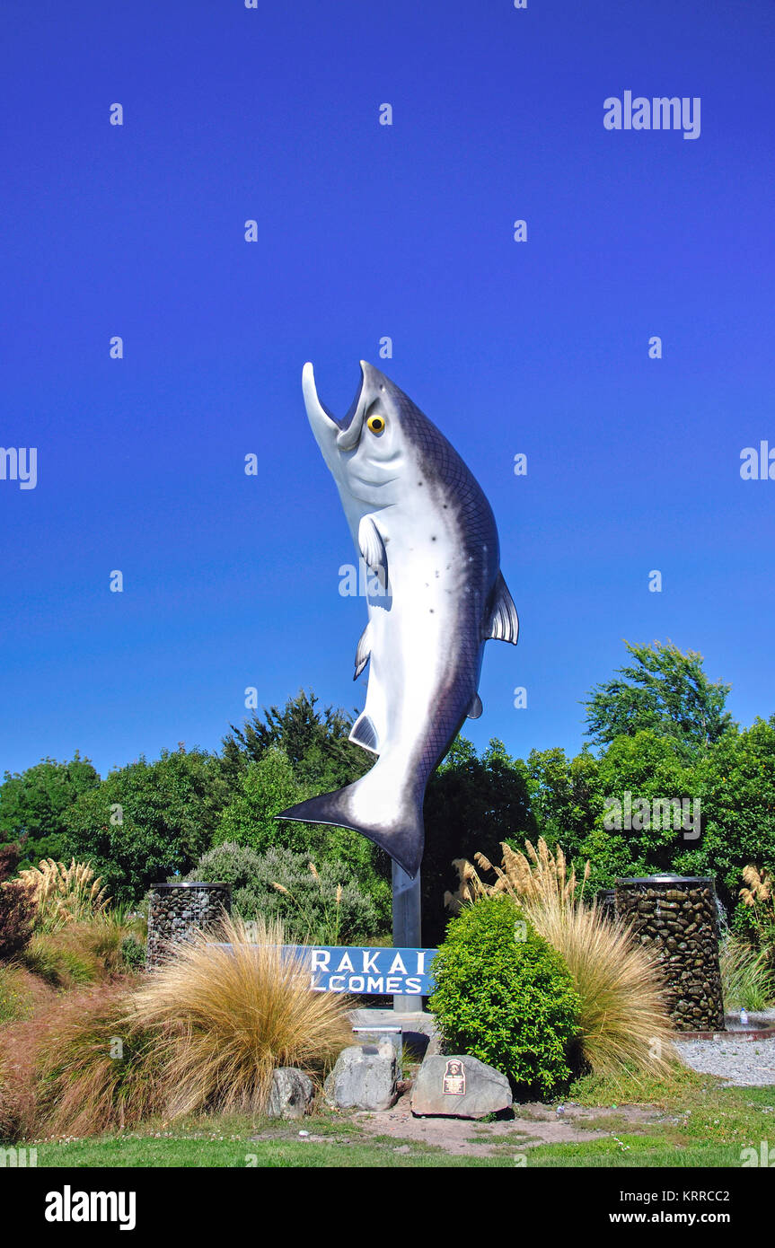 'Welcome to Rakaia' salmon statue, Rakaia, Canterbury Region, South Island, New Zealand Stock Photo