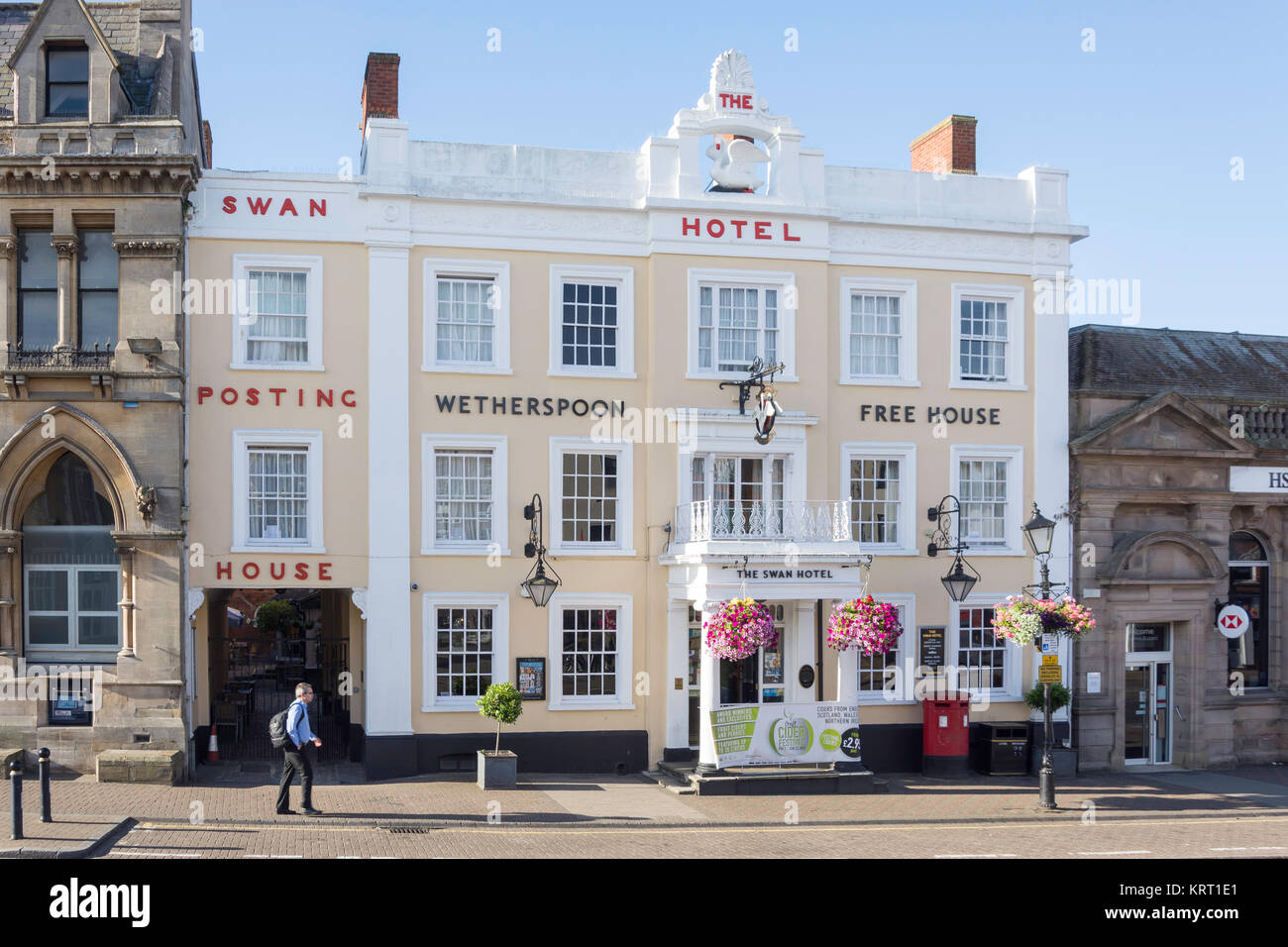 The Swan Inn, High Street, Leighton Buzzard, Bedfordshire, England, United Kingdom Stock Photo