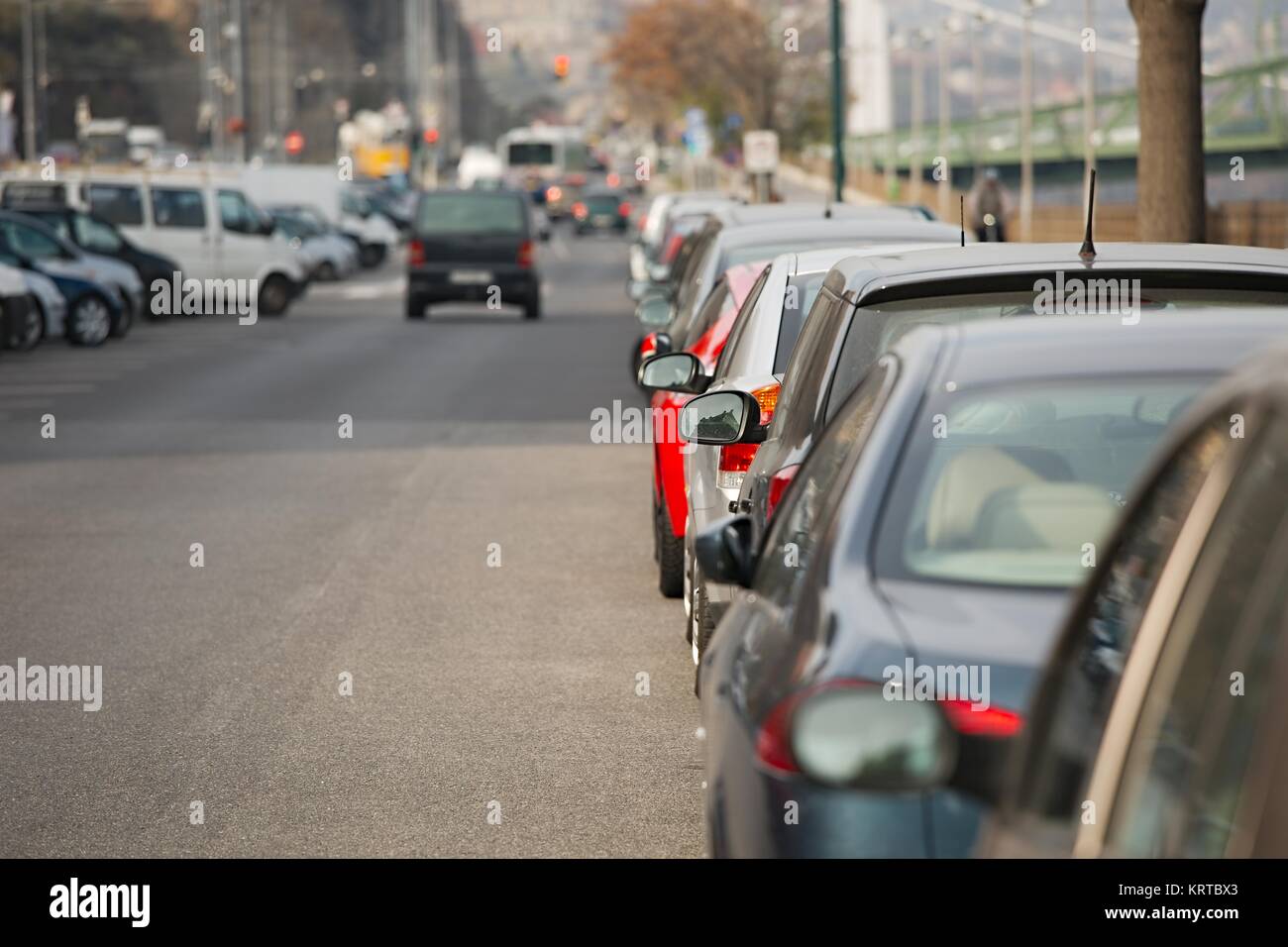 A crowded car park hi-res stock photography and images - Alamy
