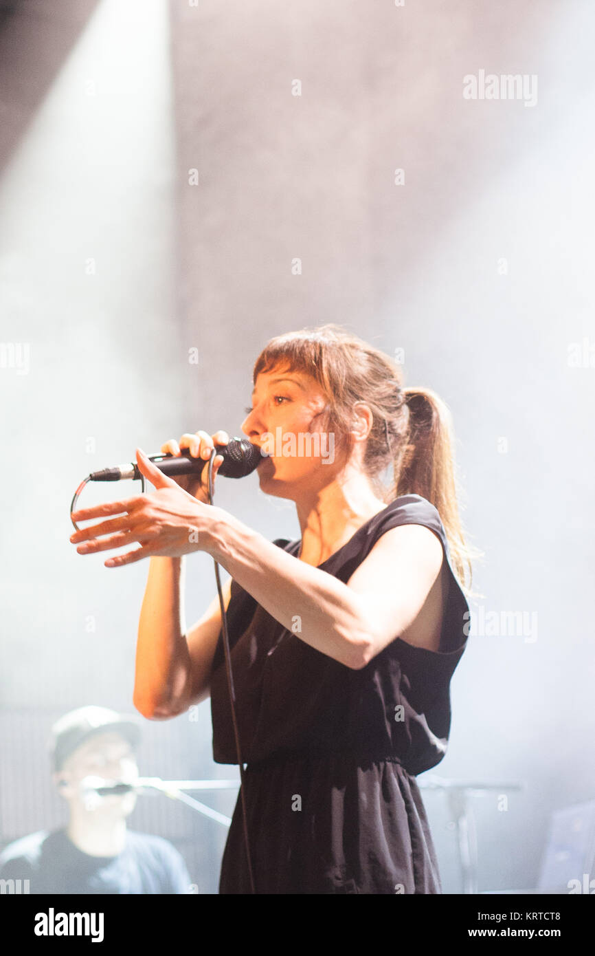 the-german-singer-and-rapper-nina-sonnenberg-originates-from-munich-and