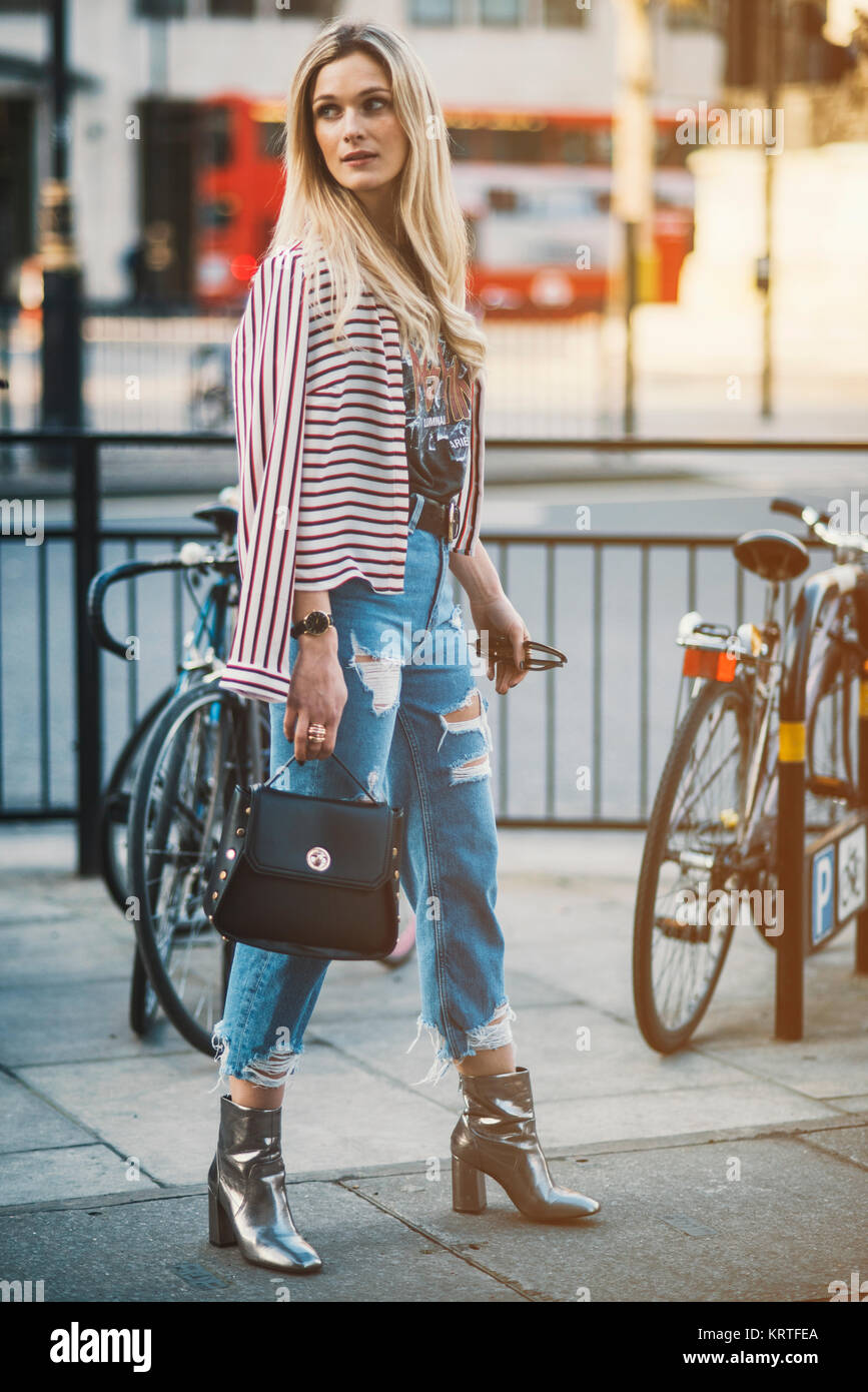 Cute urban outfits online