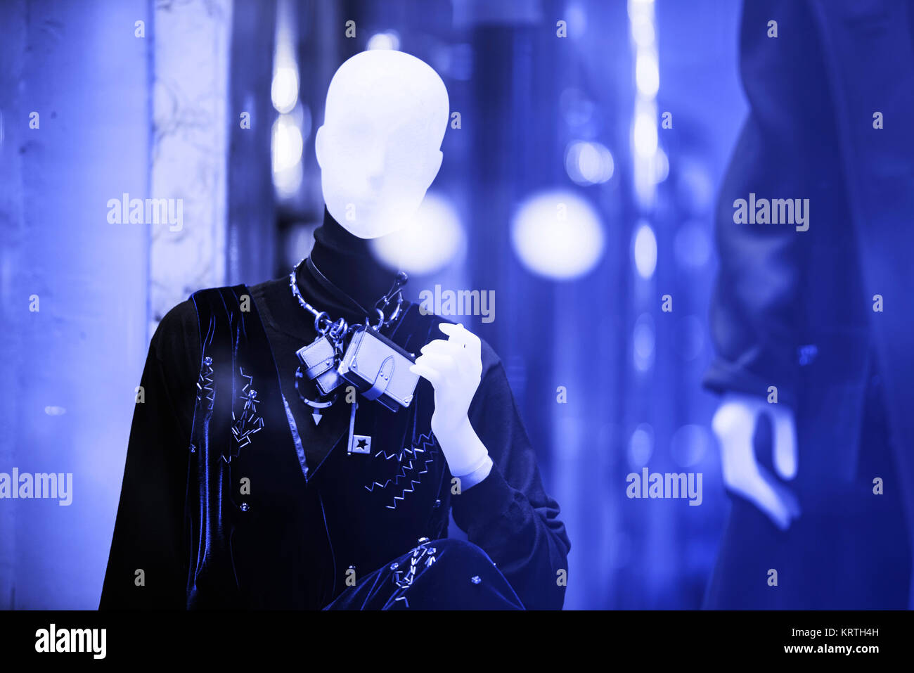 Clothing store display hi-res stock photography and images - Alamy