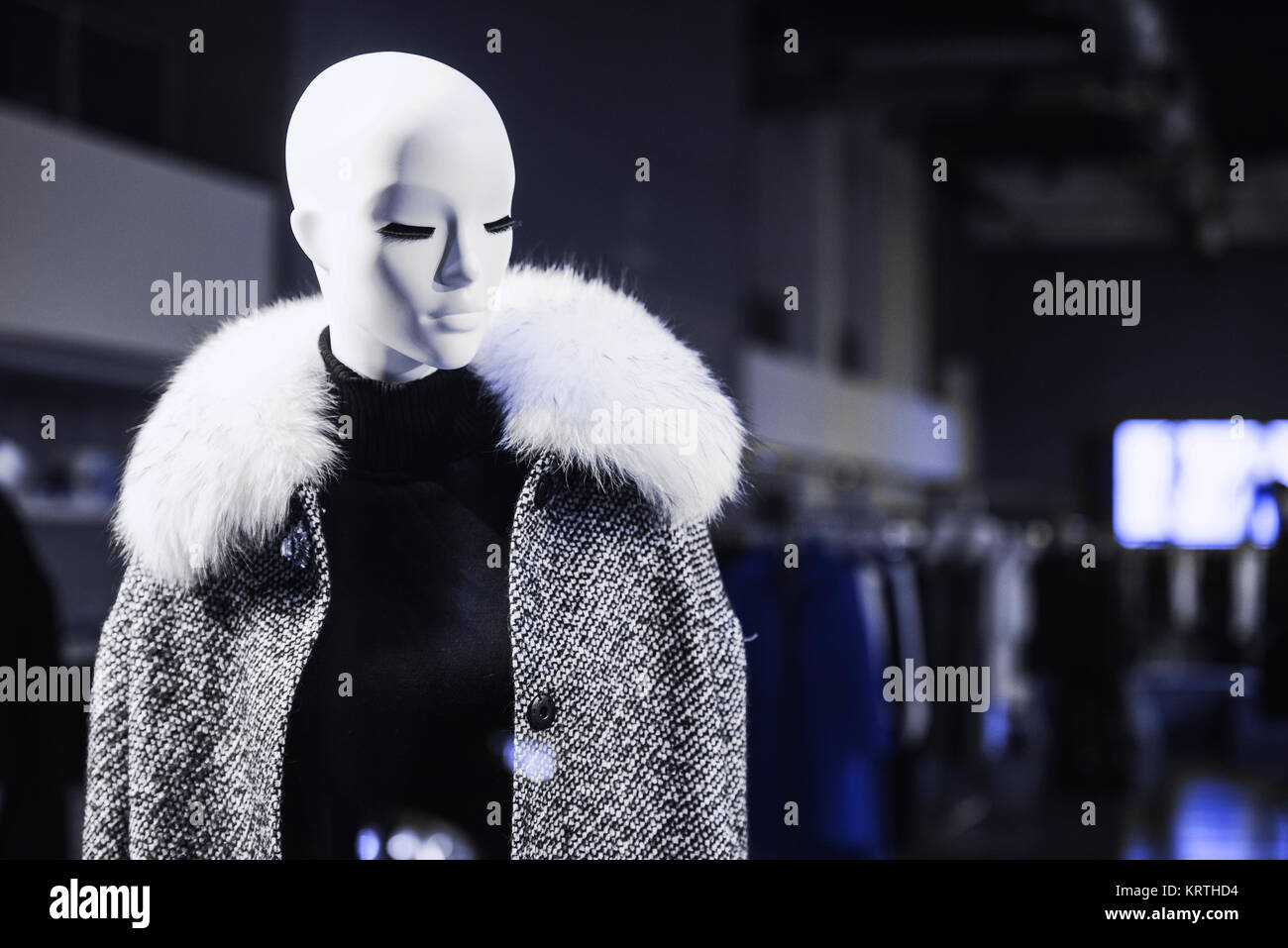 Clothing store display hi-res stock photography and images - Alamy