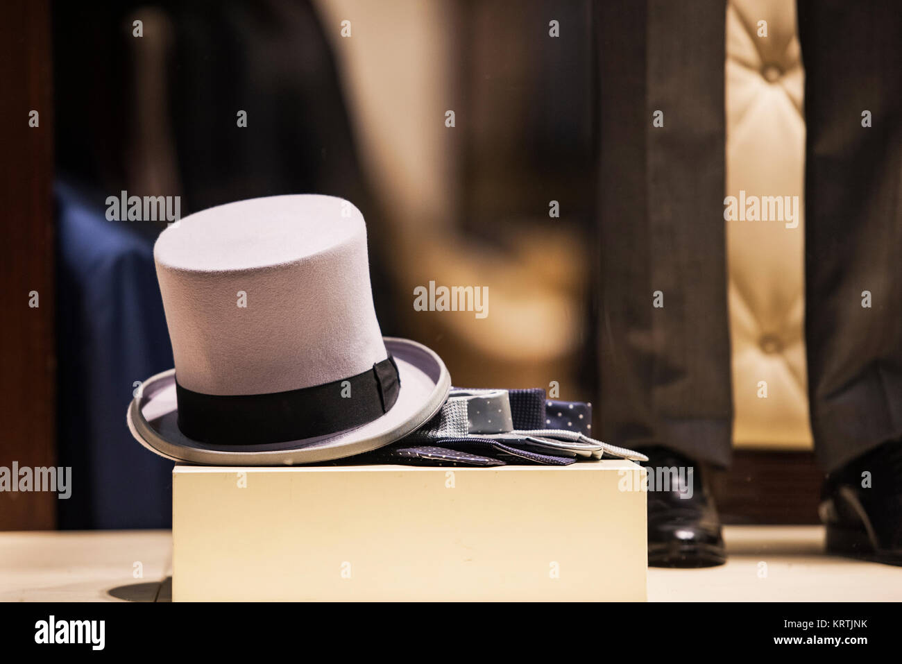 Elegant top hat in  a men luxury store Stock Photo