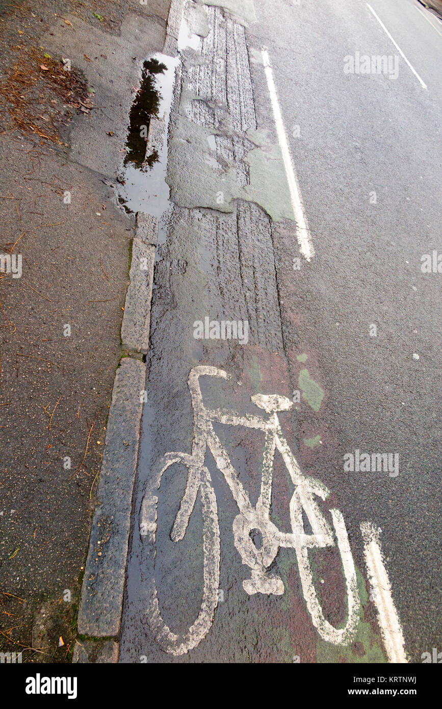 Cycle lane broken white line hotsell