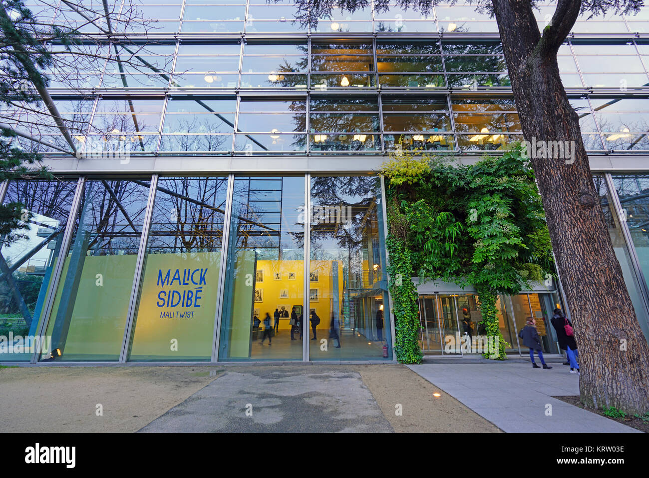 View of the Fondation Cartier pour l'Art Contemporain, a contemporary