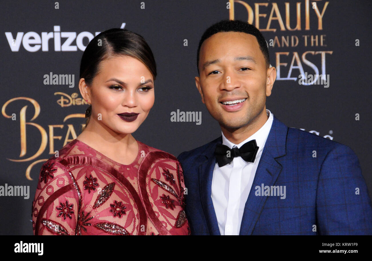 Hollywood Ca March 2 L R Model Chrissy Teigen And Recording Artist John Legend Attend 0426