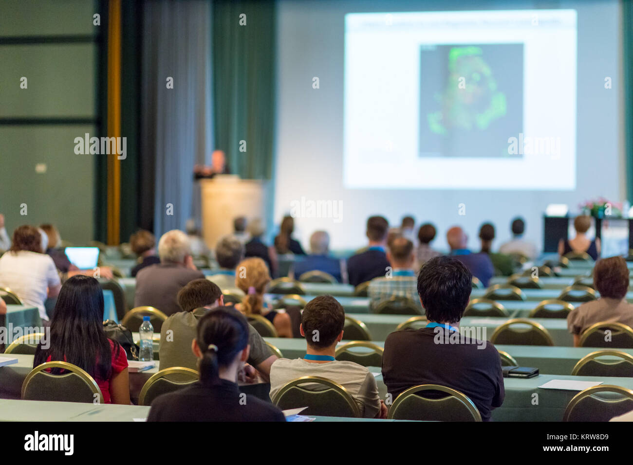 Study scientific group center hi-res stock photography and images - Alamy