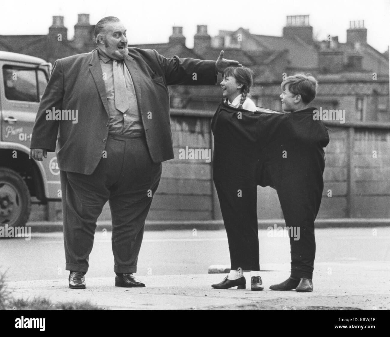 Big girl and boy Black and White Stock Photos Images Alamy