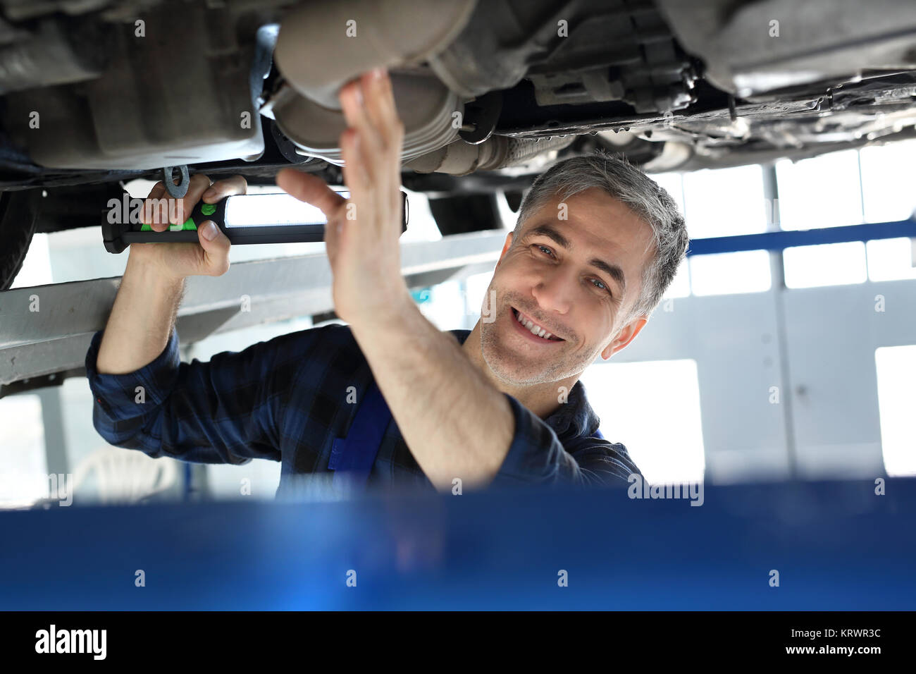 vehicle inspection station,the car repaired Stock Photo Alamy