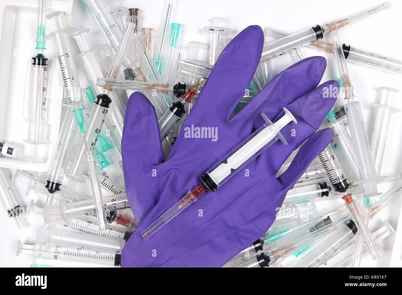 Syringes waste hires stock photography and images Alamy