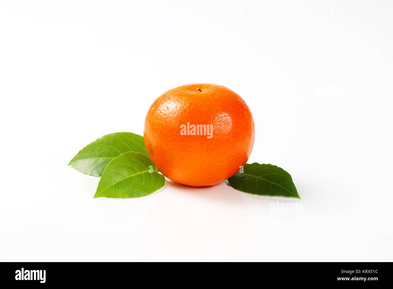 clementine fruit with leaves Stock Photo Alamy
