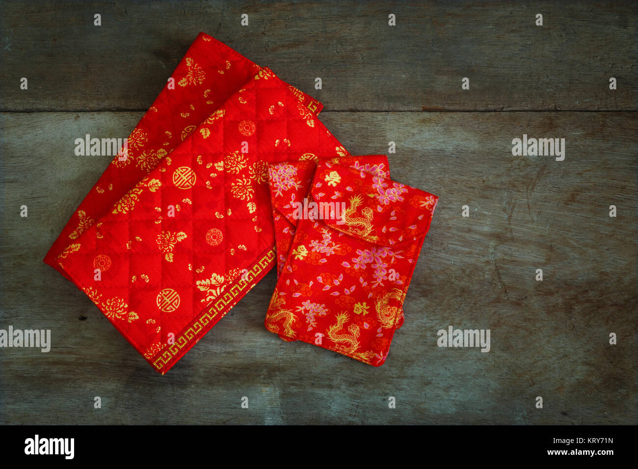 chinese new year money pouch